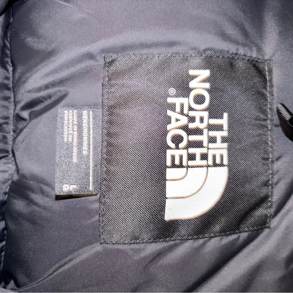 The North Face Monochrome Patterned Jacket - Picture 4 of 7
